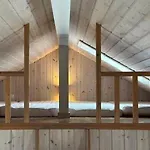 M399-vaeggerlose-baeverstien-45 * Bøtø By