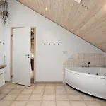 度假居 M399-vaeggerlose-baeverstien-45 Bøtø By
